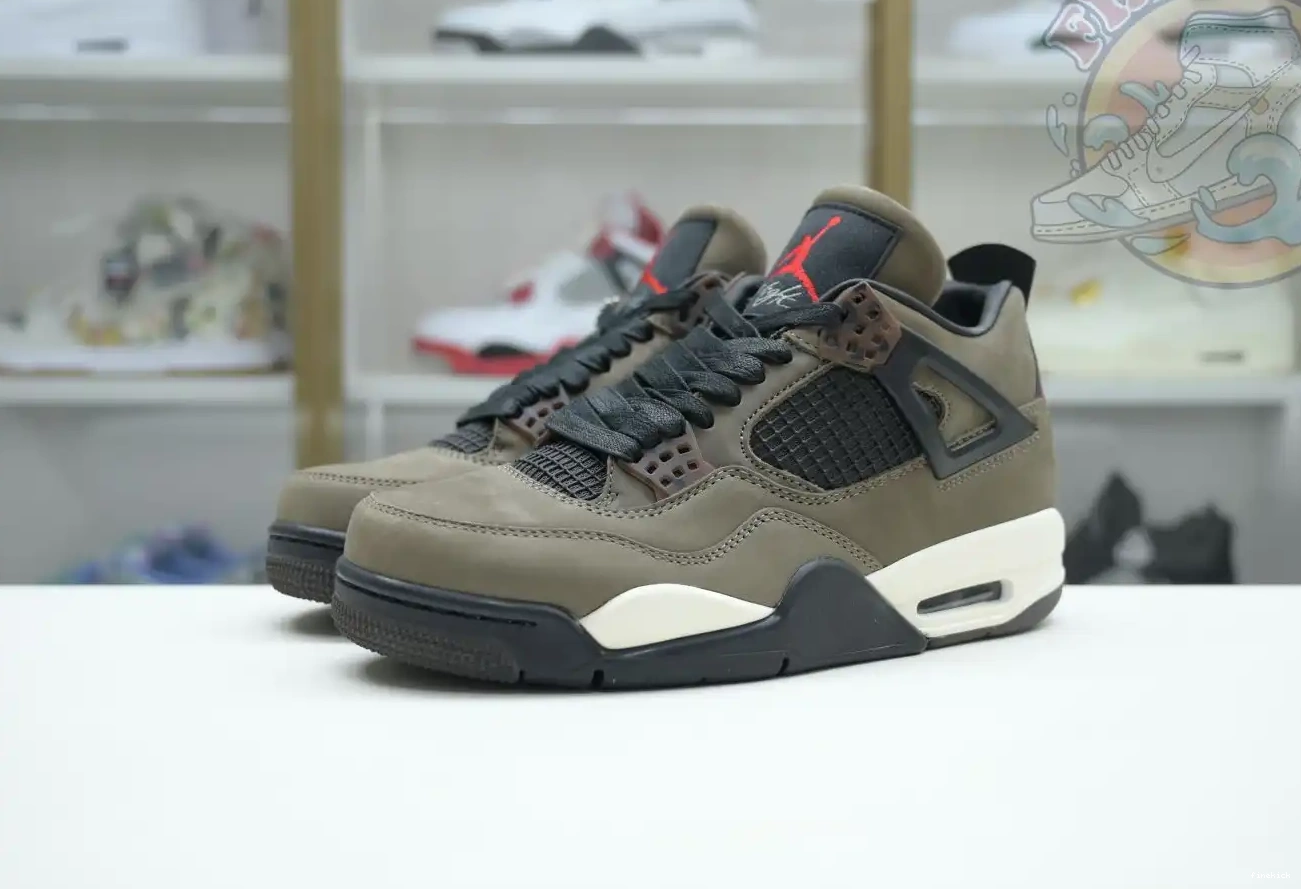 RETRO JORDAN COLOR 4 AIR 0705